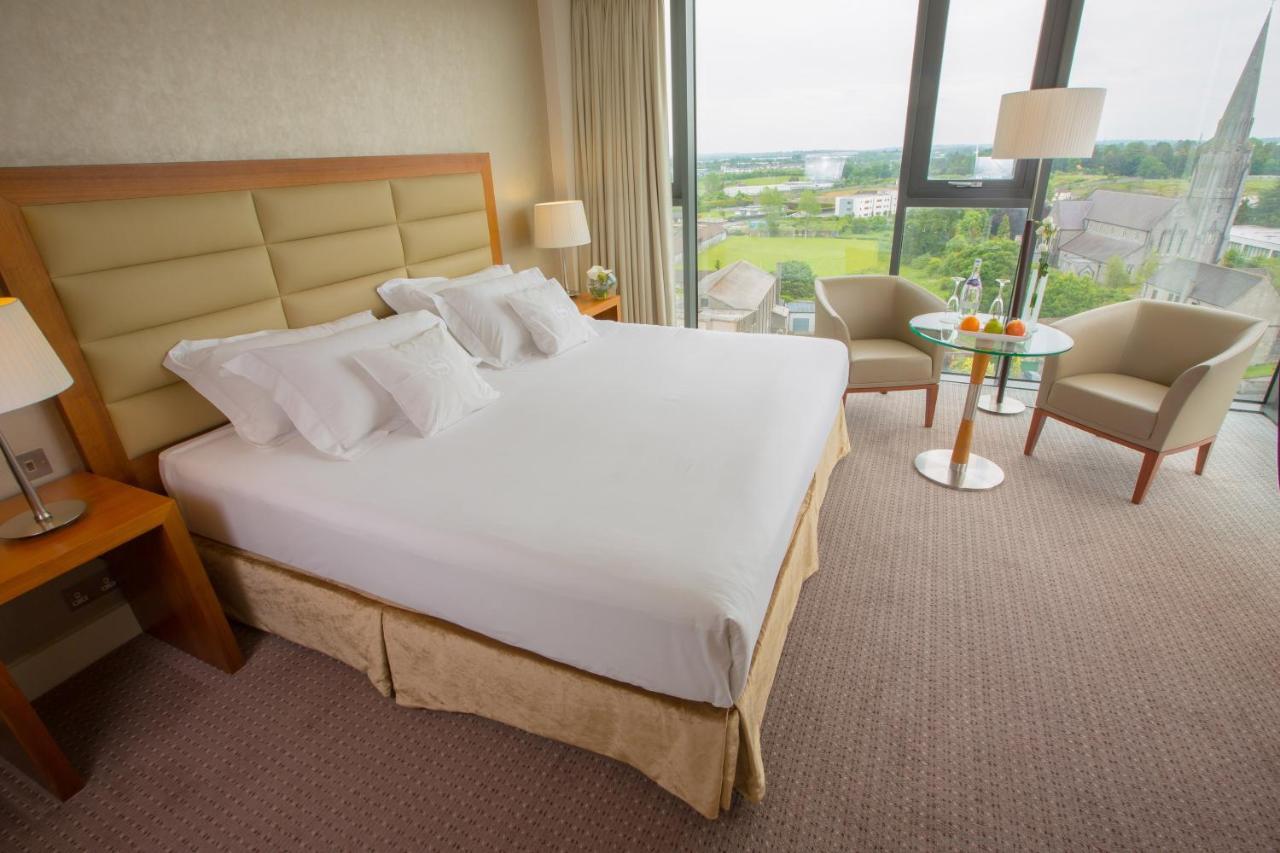 Sheraton Athlone Hotel Exteriér fotografie